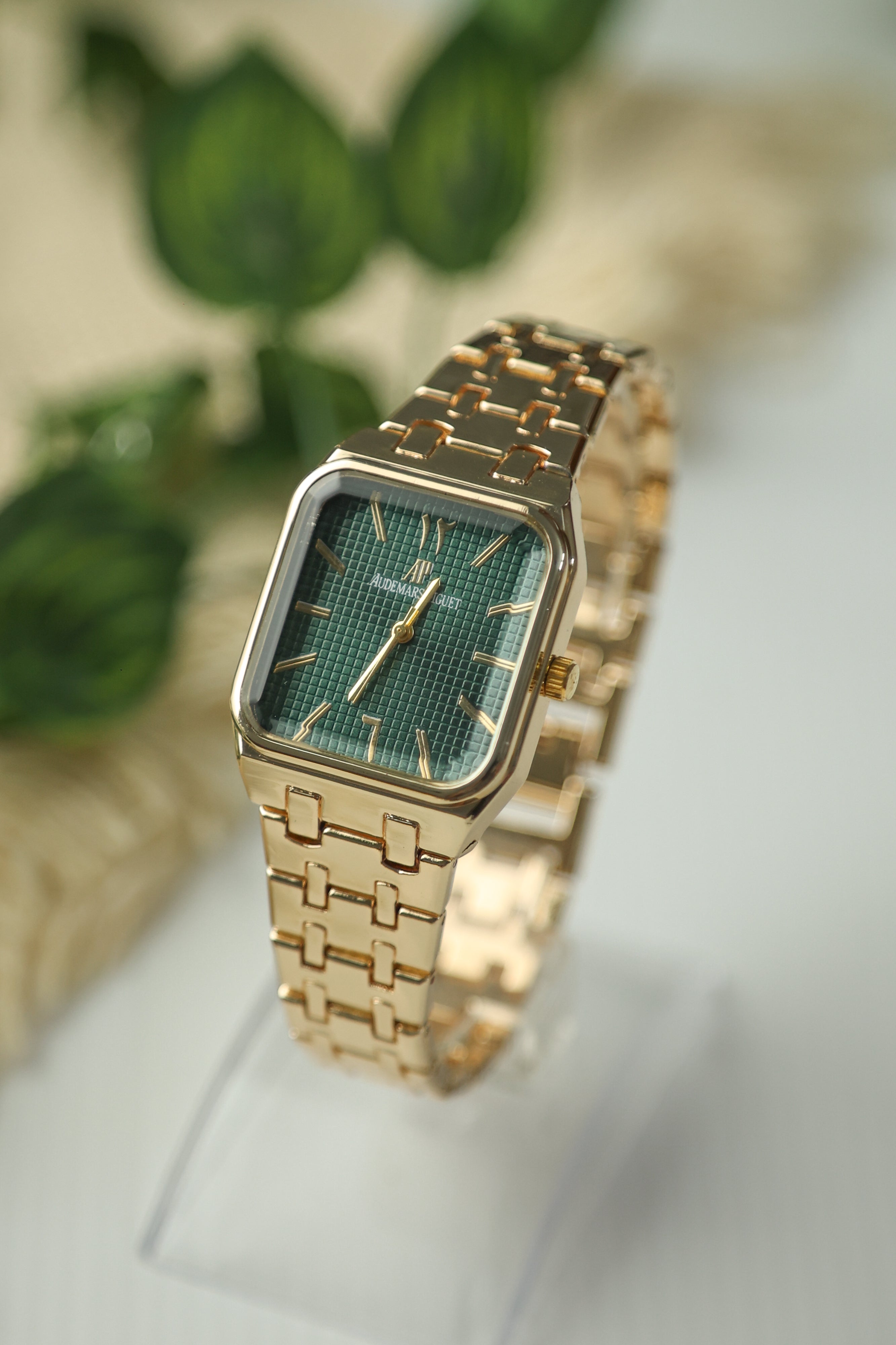 AP Roman Green Dial