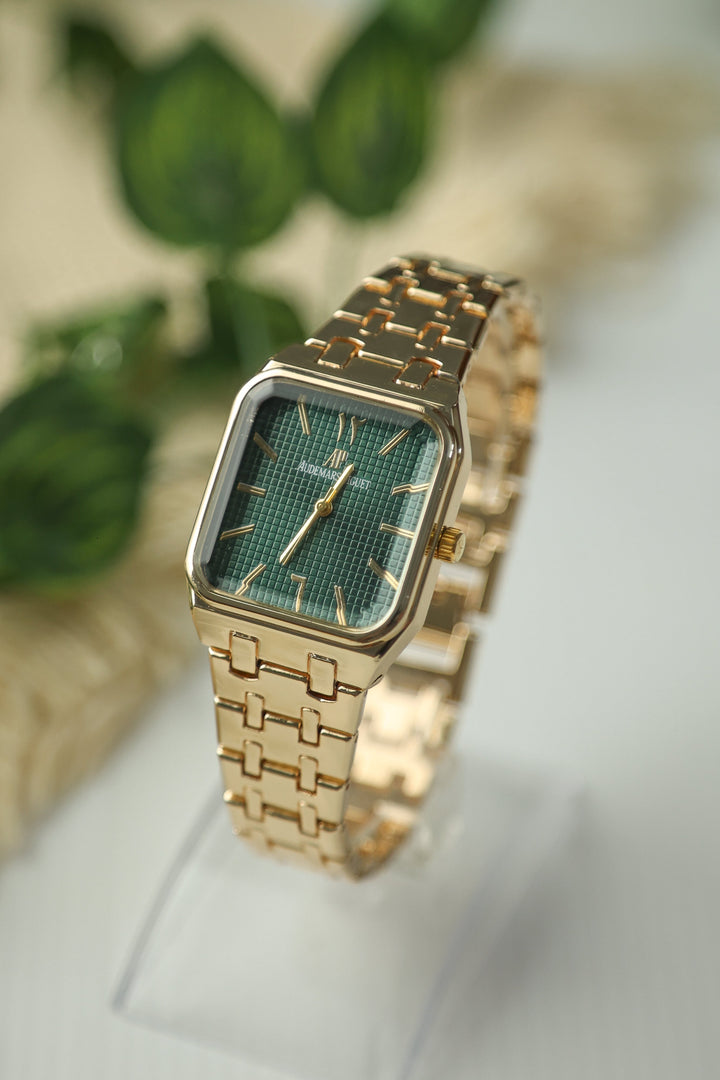 AP Roman Green Dial